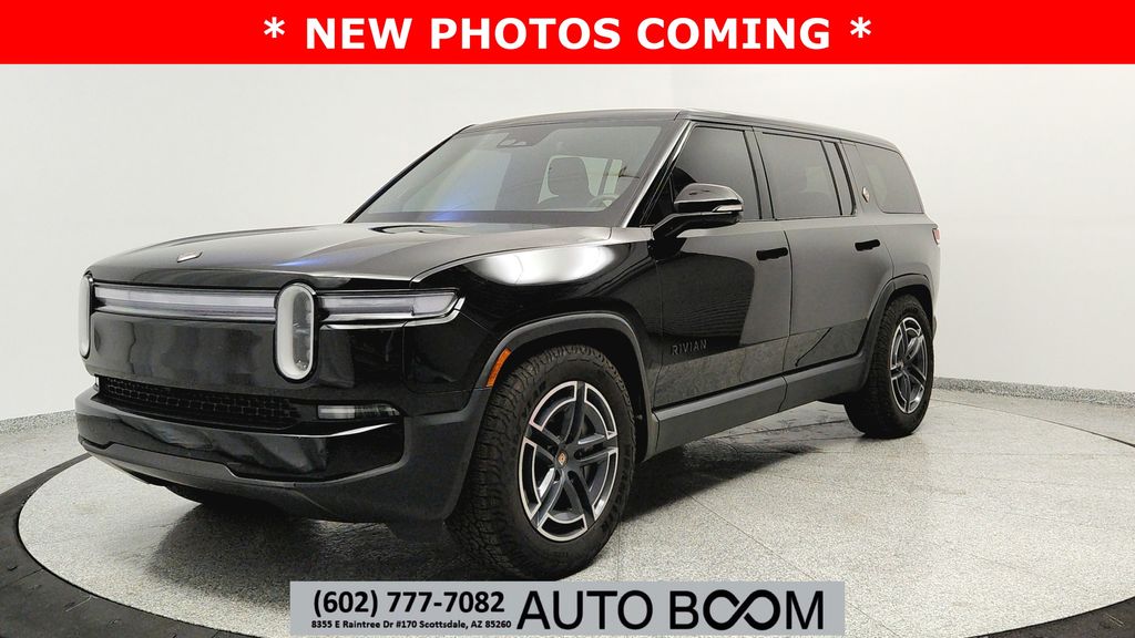 2025 Rivian R1S Adventure's photo