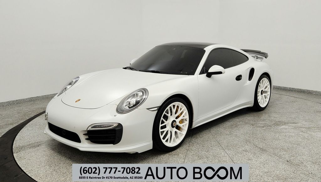 2015 Porsche 911 Turbo S Coupe's photo