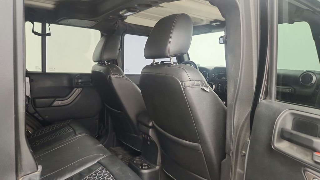 2017 Jeep Wrangler Unlimited Sport S - Photo 28