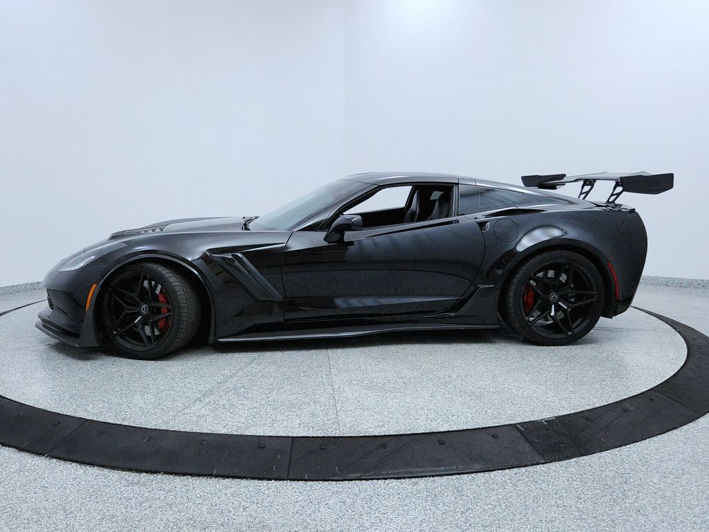 2016 Chevrolet Corvette Z06 1LZ photo 2