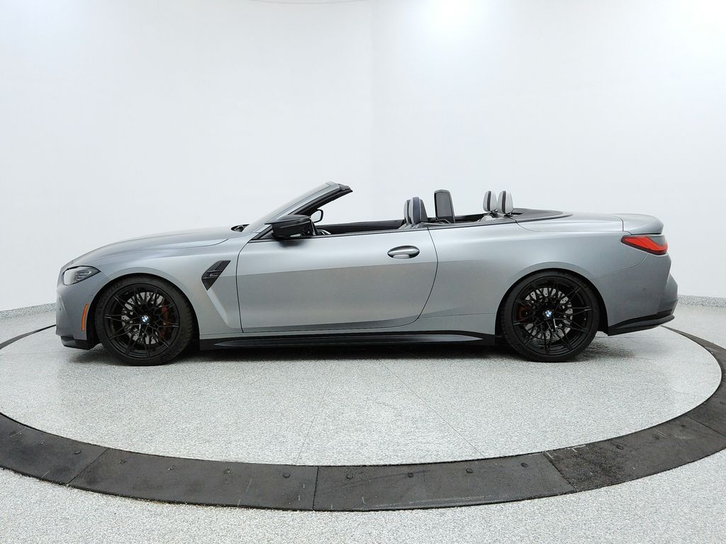 2022 Bmw M4 Competition xDrive Convertible photo 2