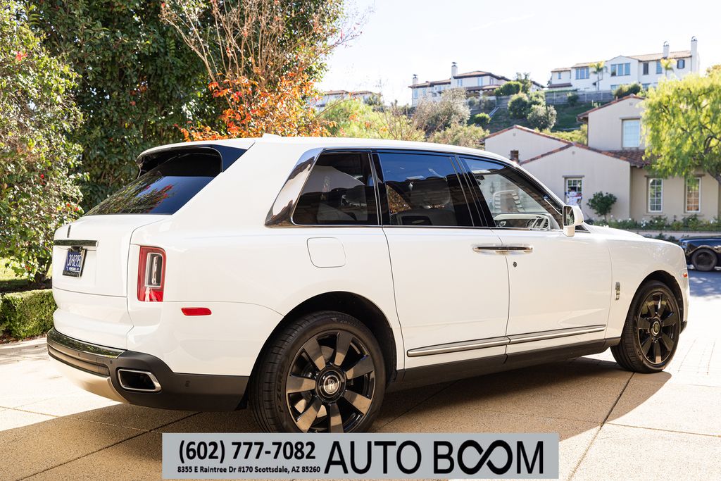 2020 Rolls-Royce Cullinan -'s photo
