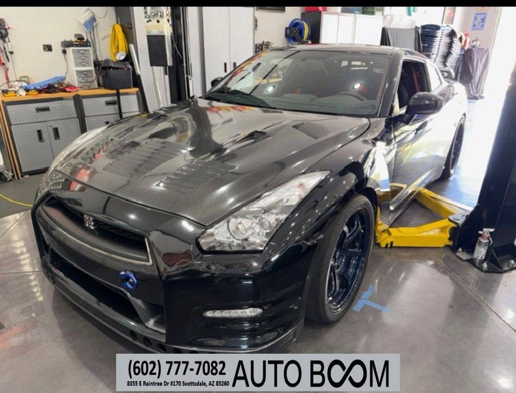 2014 Nissan GT-R GT-R Black Edition's photo