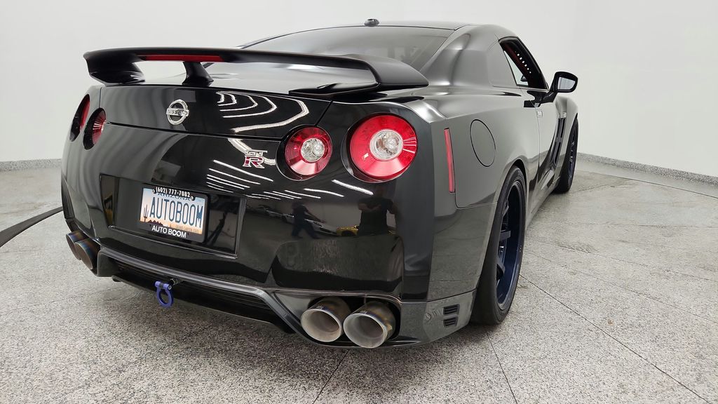 2014 Nissan GT-R Black Edition - Photo 21