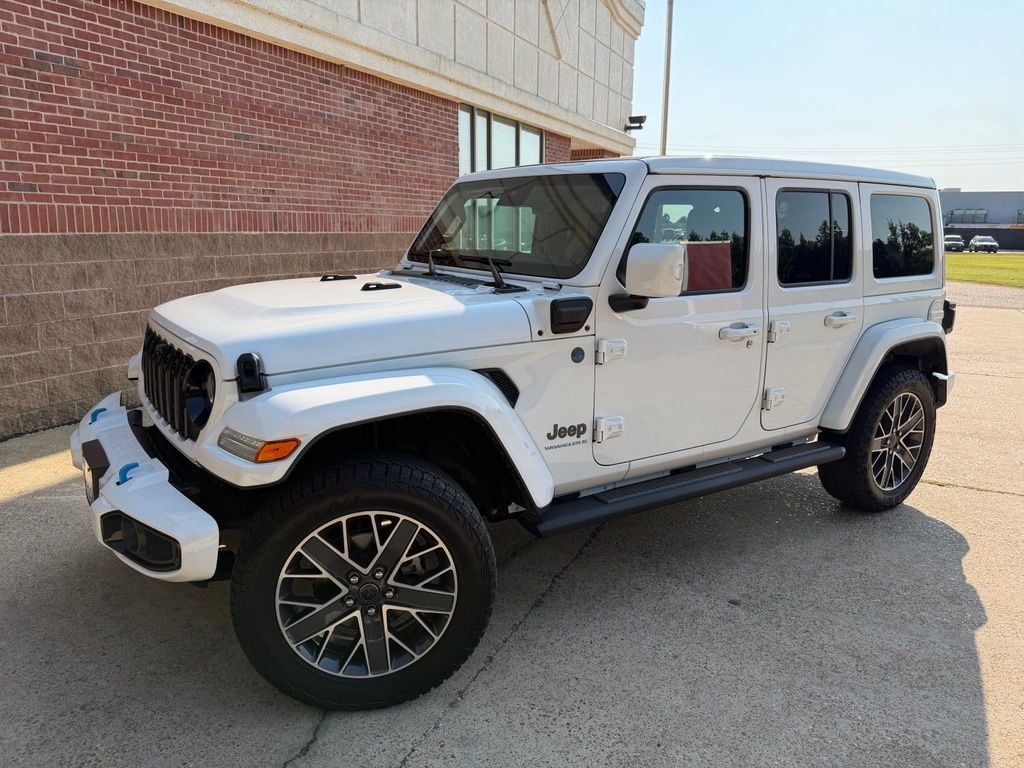 Used 2024 Jeep Wrangler 4xe High Altitude SUV