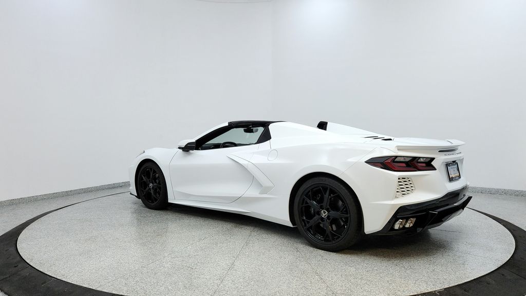 2022 Chevrolet Corvette Stingray 2LT photo 3