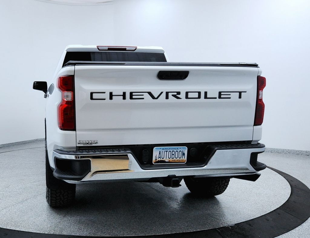 2024 Chevrolet Silverado 1500 photo 4