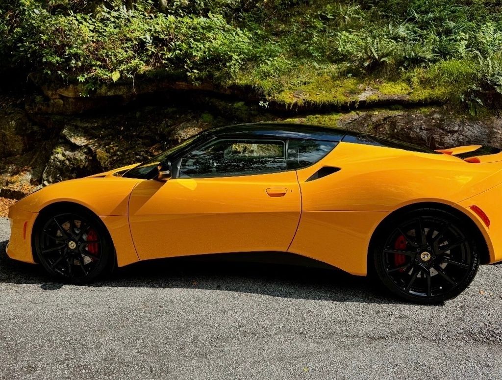 2017 Lotus Evora photo 3