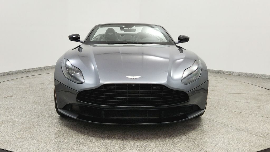 2019 Aston Martin DB11 8