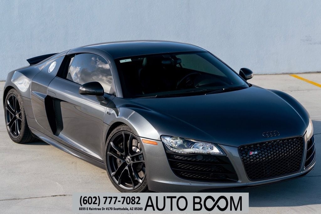 2011 Audi R8 5.2 Coupe Photo 1