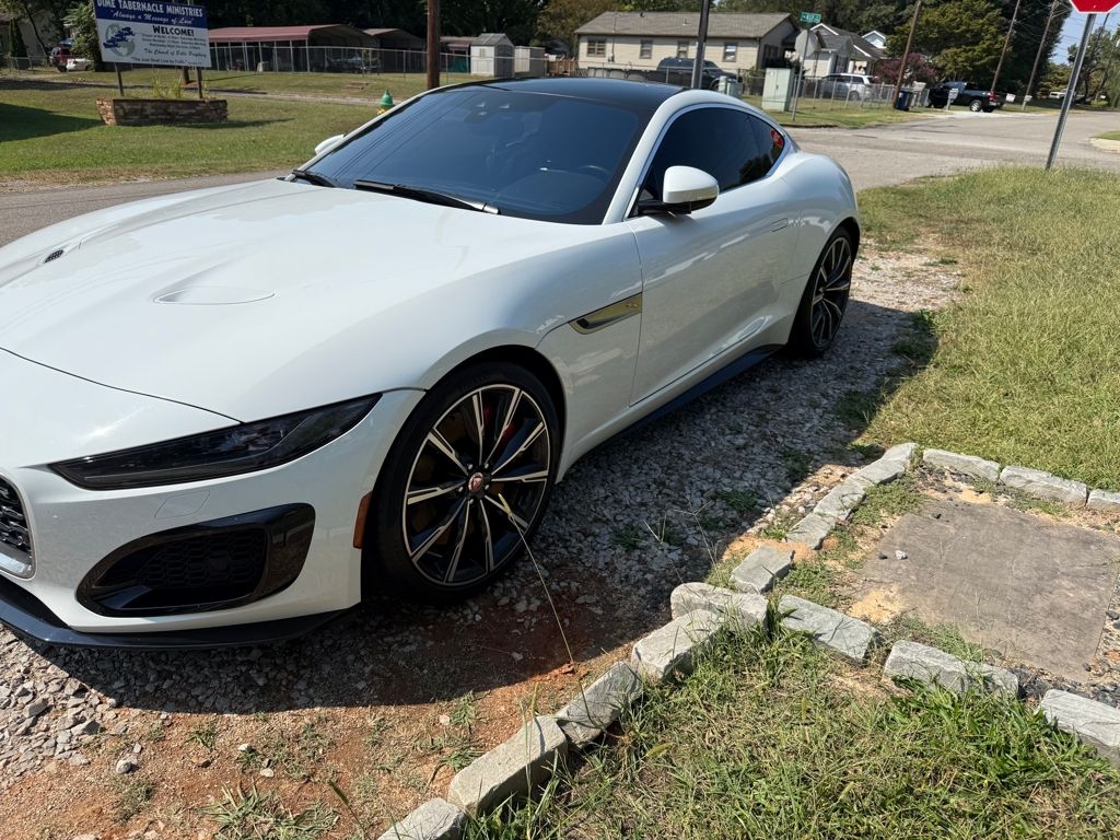 2021 Jaguar F-TYPE R photo 3