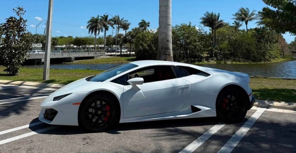 Used 2018 Lamborghini Huracan LP580-2 Coupe