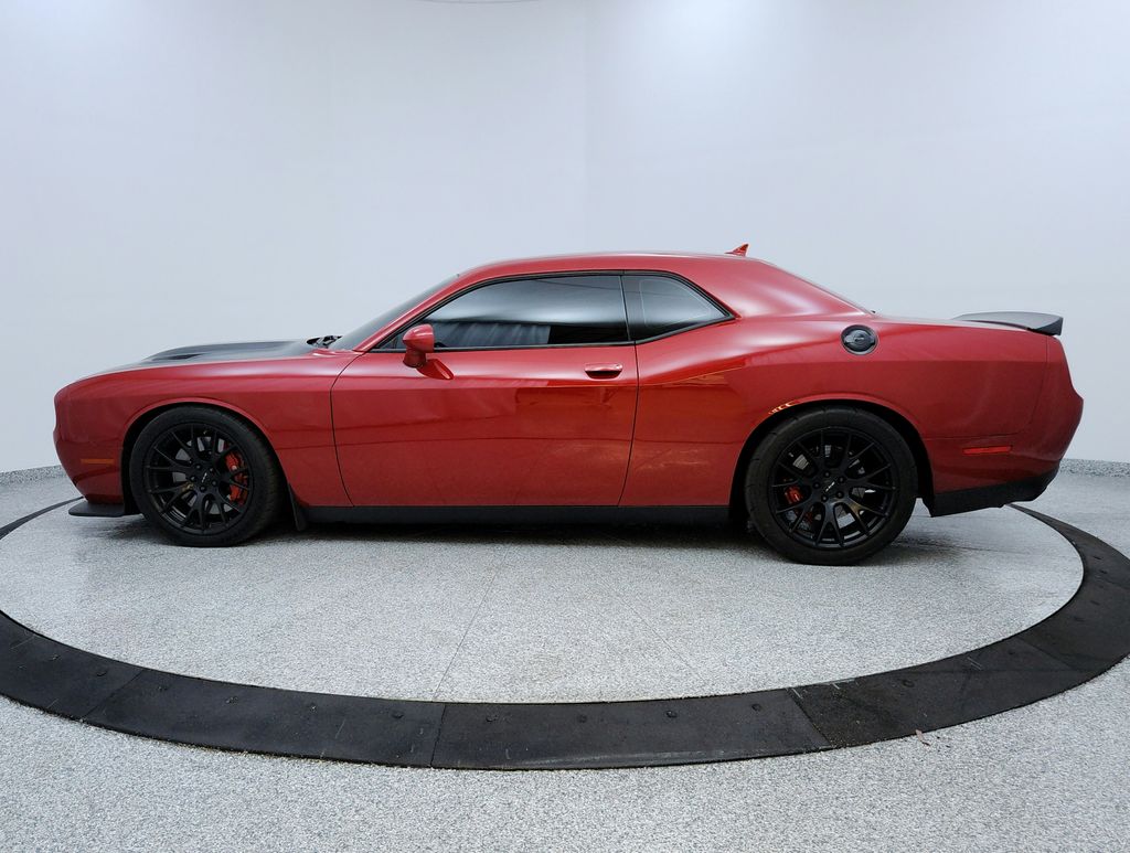 2016 Dodge Challenger SRT8 Hellcat photo 2