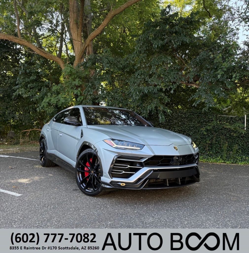 2022 Lamborghini Urus