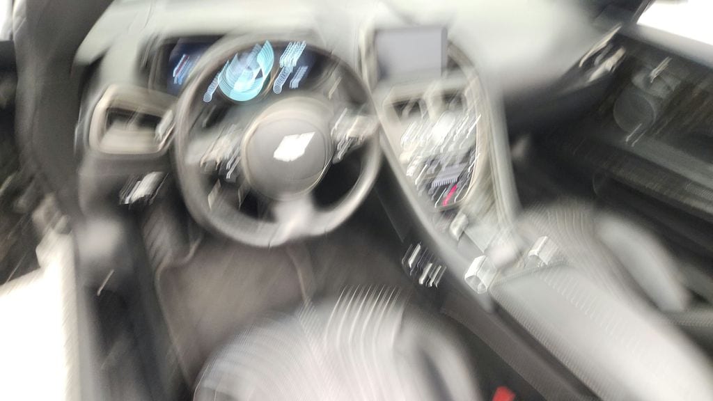 2019 Aston Martin DB11 30