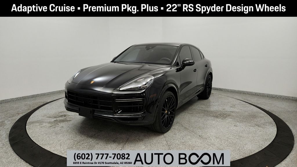 2023 Porsche Cayenne Turbo's photo