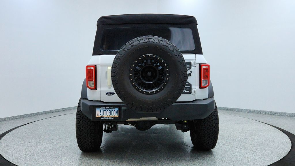 2022 Ford Bronco Outer Banks photo 4