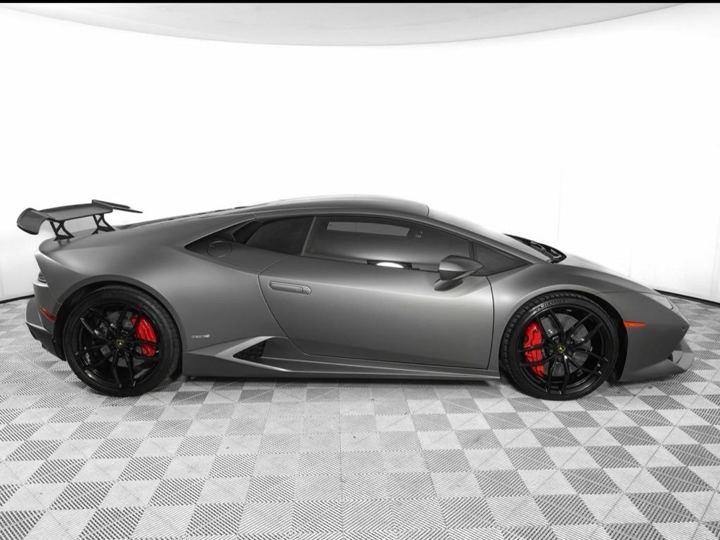 Used 2015 Lamborghini Huracan LP610-4 Coupe