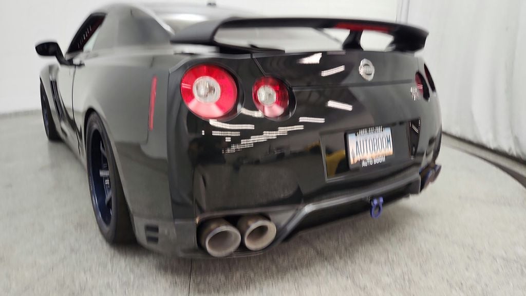2014 Nissan GT-R Black Edition - Photo 22