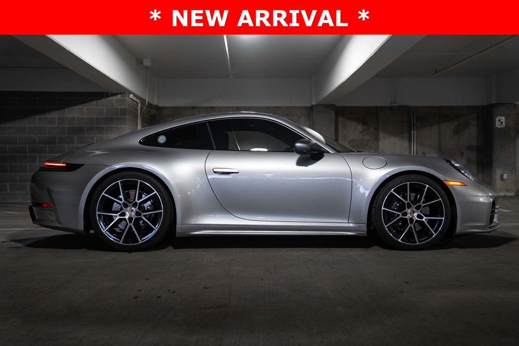2025 Porsche 911 T