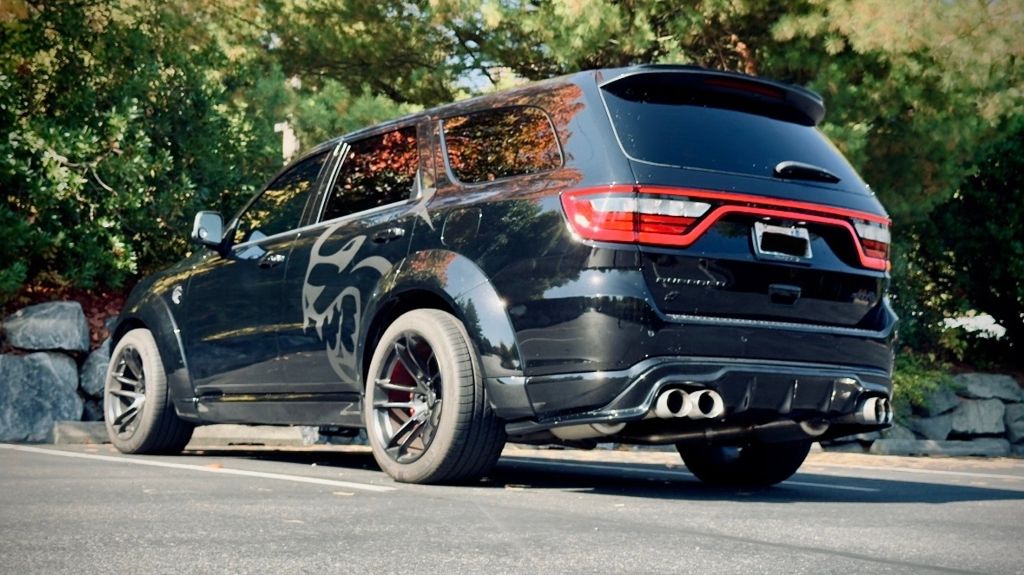 2021 Dodge Durango SRT Hellcat photo 2