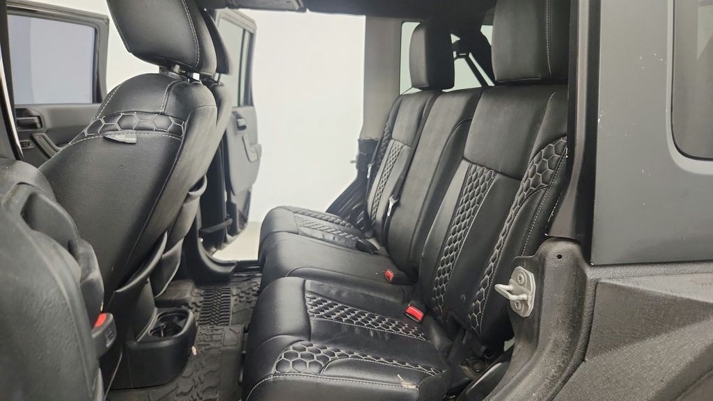 2017 Jeep Wrangler Unlimited Sport S - Photo 42