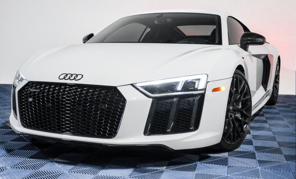 Used 2017 Audi R8 5.2 V10 plus Coupe