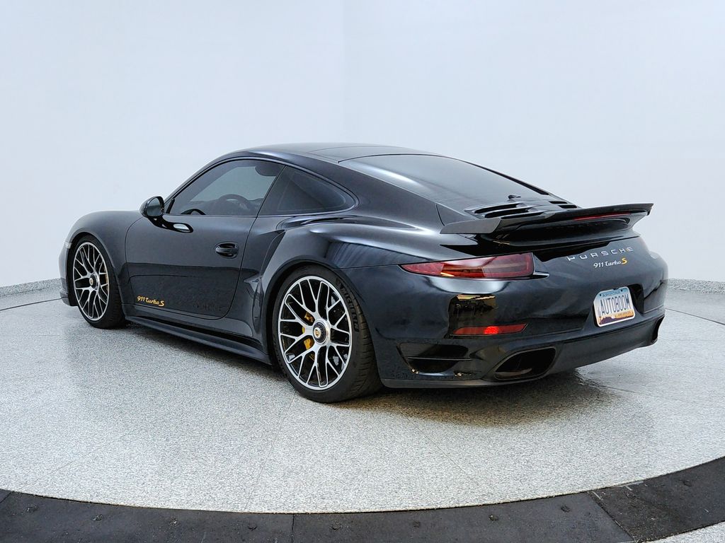 2014 Porsche 911 Turbo S photo 3