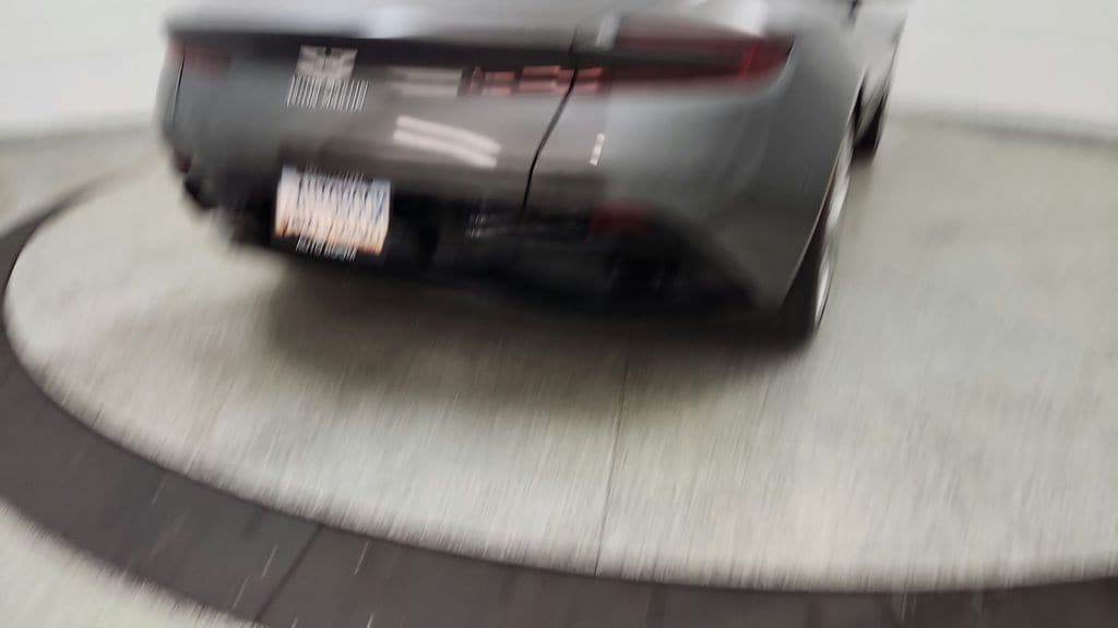 2019 Aston Martin DB11 17