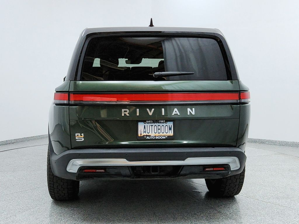 2023 Rivian R1S Adventure photo 4