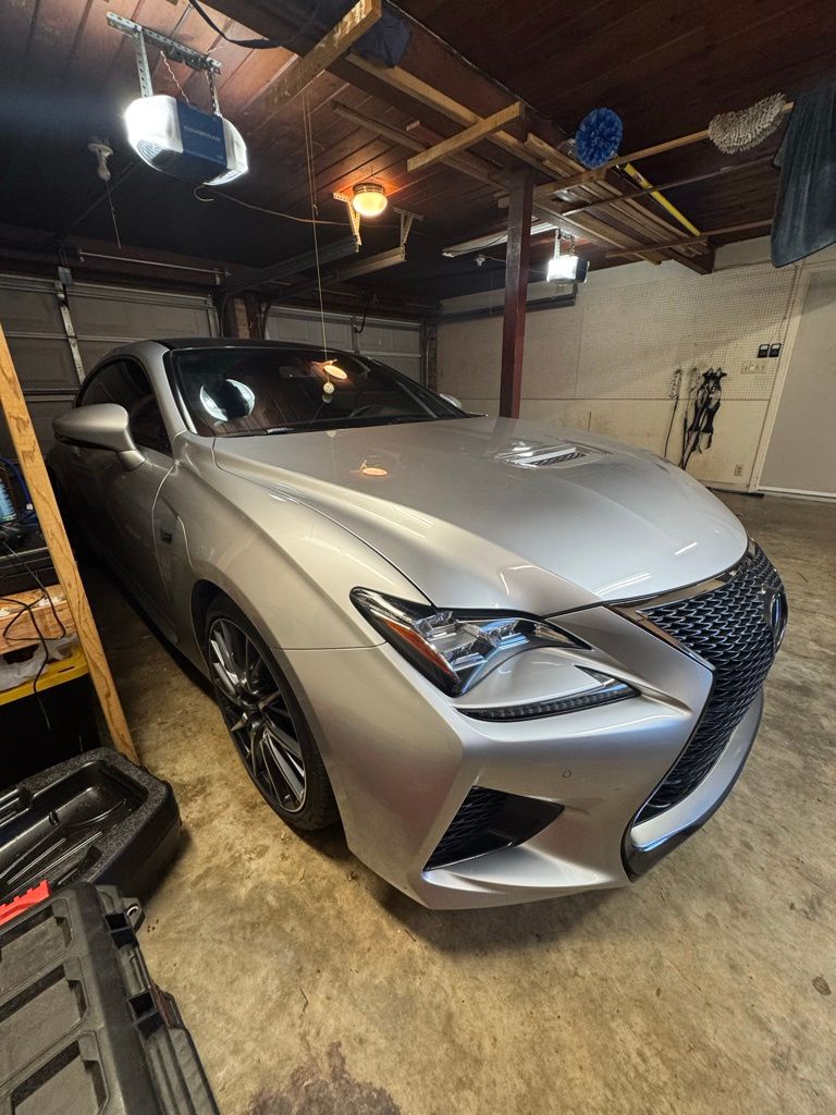 2015 Lexus RC F photo 3