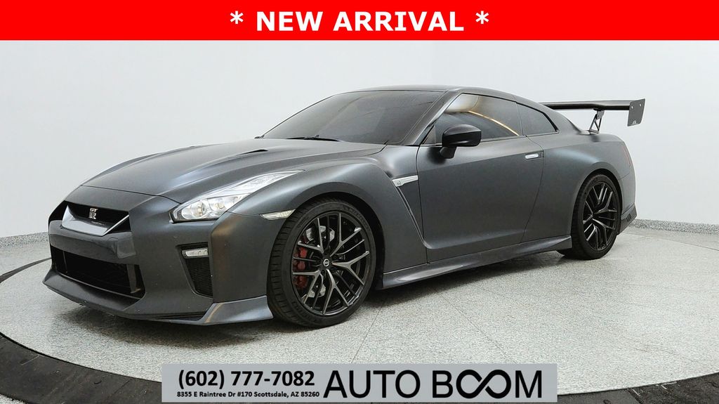 2019 Nissan GT-R Pure