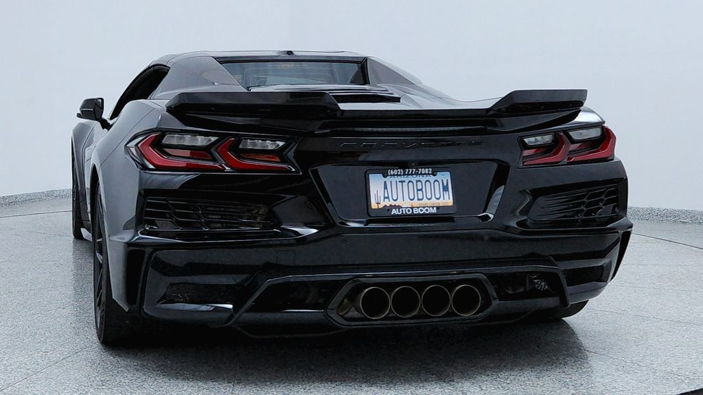 2023 Chevrolet Corvette Z06 3LZ photo 4