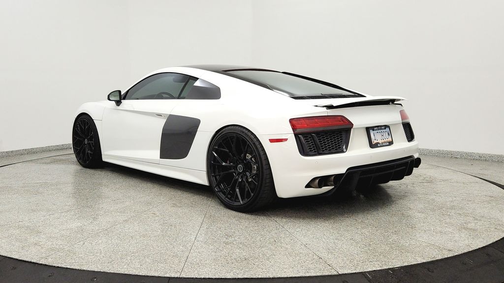 Used 2017 Audi R8 5.2 V10 Coupe