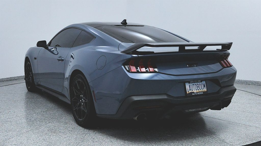 2024 Ford Mustang GT photo 3