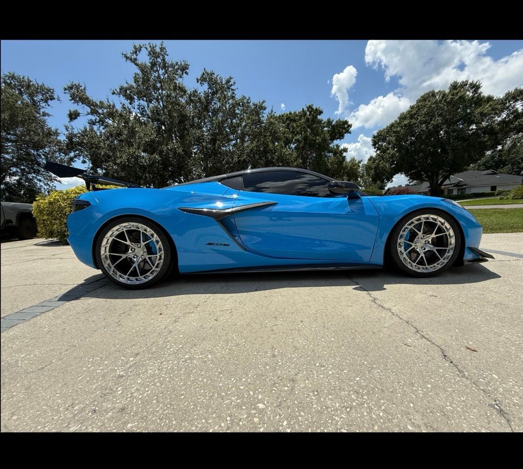 2023 Chevrolet Corvette Z06 2LZ photo 4