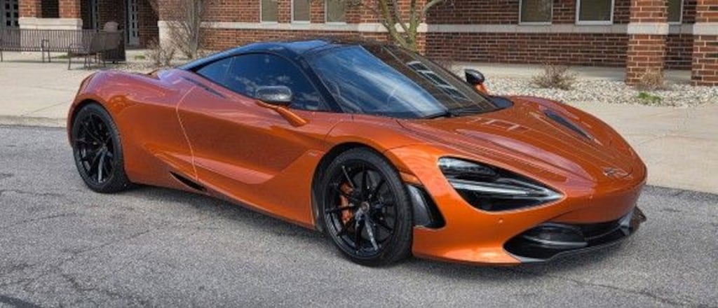 Used 2018 McLaren 720S Performance photo 45