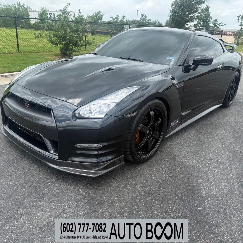 2012 Nissan GT-R
