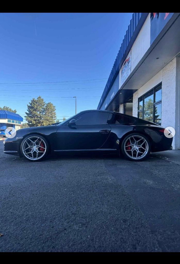 2011 Porsche 911 S photo 2