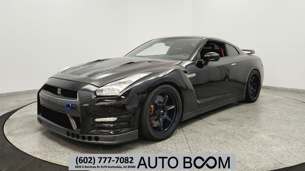 2014 Nissan GT-R