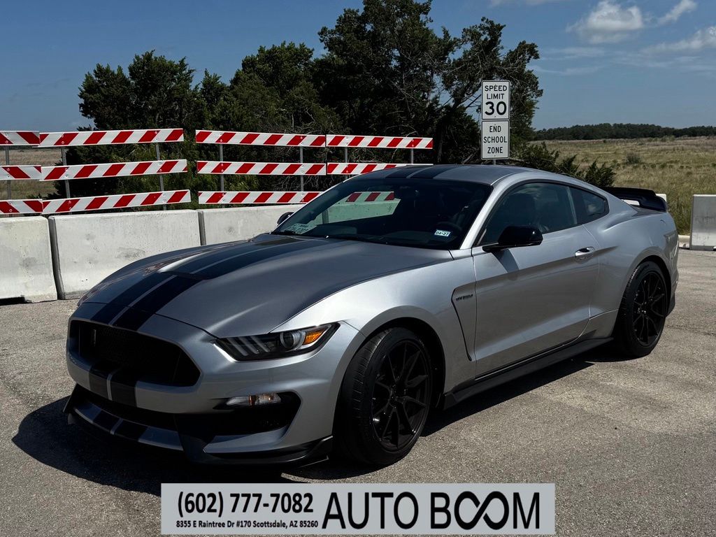 2020 Ford Mustang Shelby GT350's photo