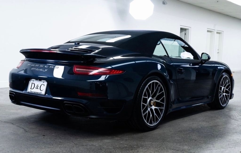 2015 Porsche 911 S Cabriolet photo 4