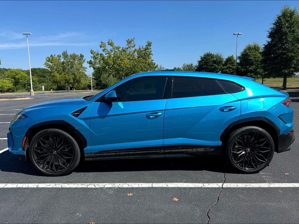 Used 2025 Lamborghini Urus SE SUV