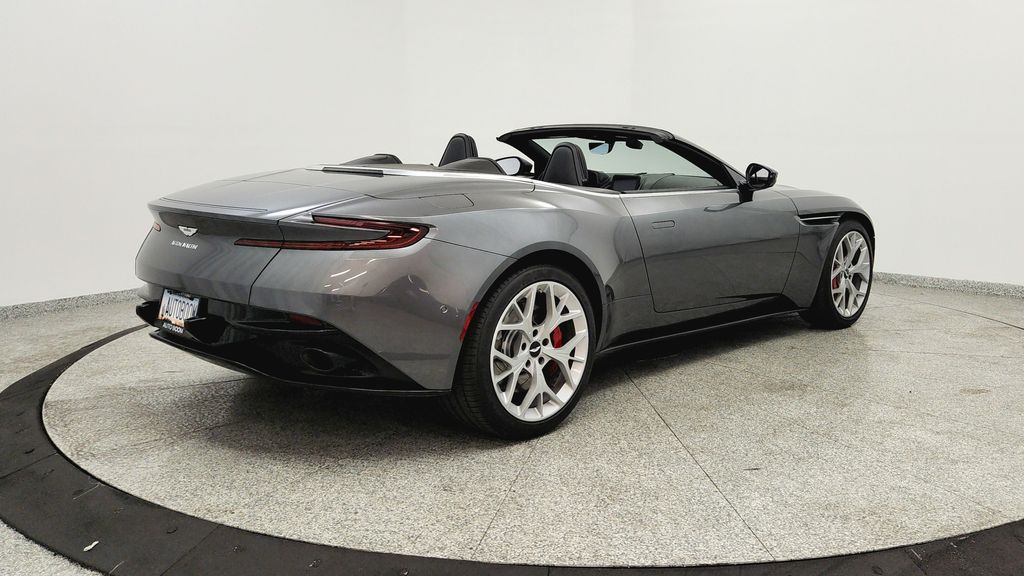 2019 Aston Martin DB11 5