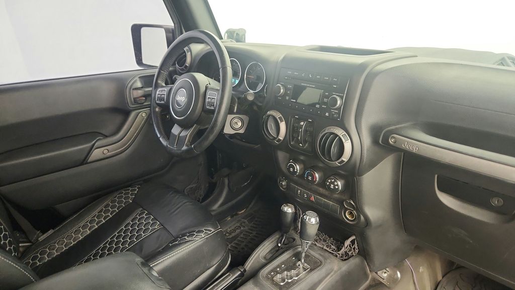 2017 Jeep Wrangler Unlimited Sport S - Photo 25
