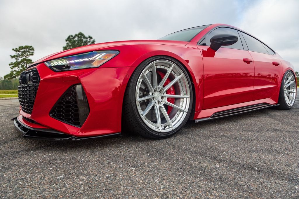 2021 Audi RS 7 photo 2