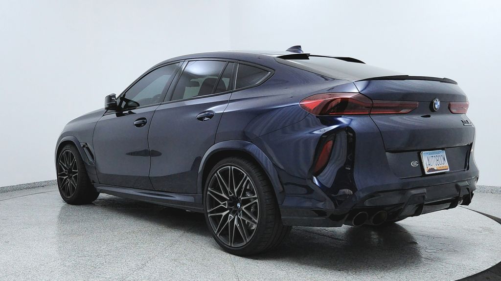 2021 Bmw X6 M photo 3