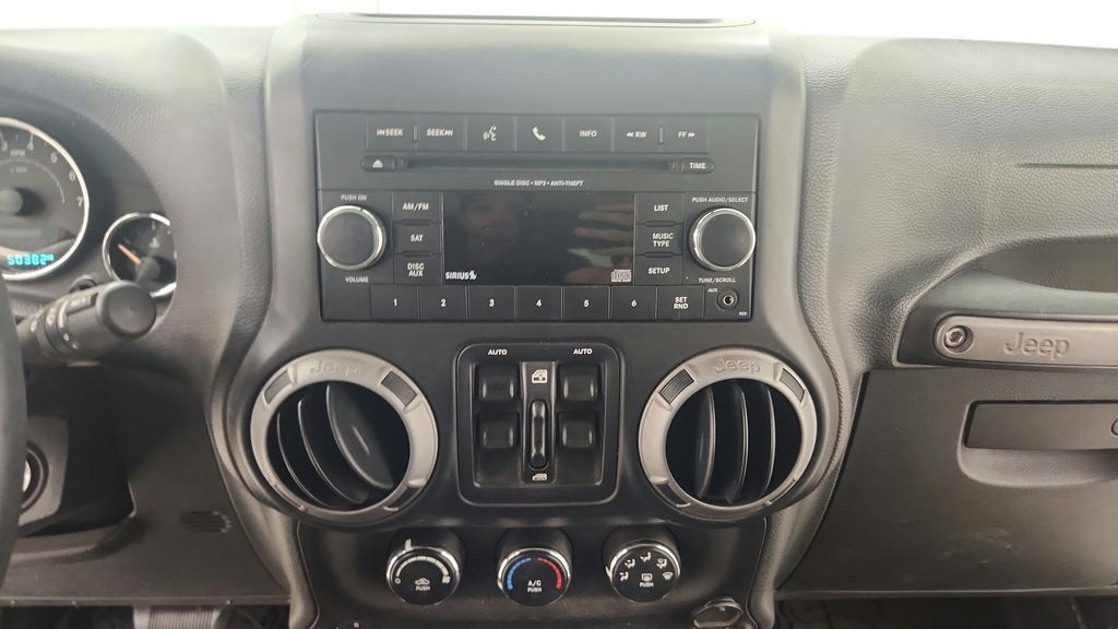2017 Jeep Wrangler Unlimited Sport S - Photo 39
