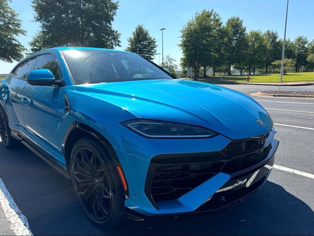 Used 2025 Lamborghini Urus SE SUV