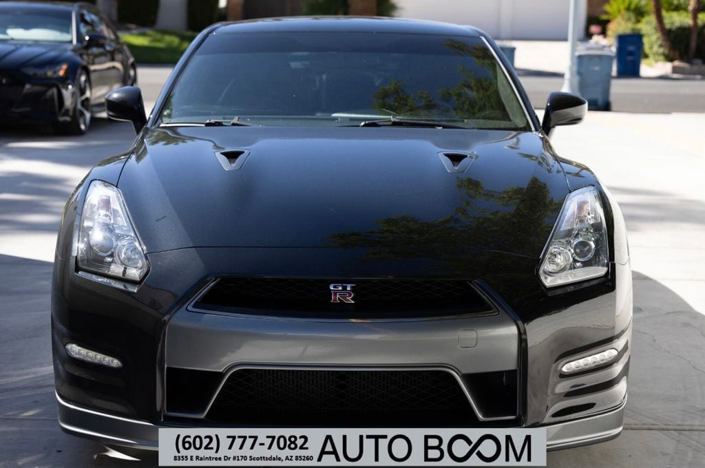 2014 Nissan GT-R